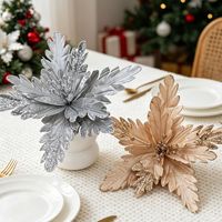 Vente en gros de fleurs de Poinsettia artificielles en paillettes rouges, dorées et argentées de 35 cm, fournitures de Noël, décoration d'arbre de Noël