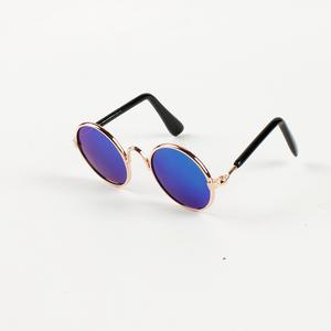 Lunettes de soleil pour chiens et chats, style simple, protection UV380, verres en résine, monture en métal, vente en gros, directement de l'usine - Product Image 2