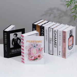 Libro Decorativo di Lusso 2026 per Tavolino da Caffè, Libro Finto con Copertina Rigida Personalizzata per Decorazione - Product Image 2