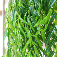 Décoration de paysage du Nouvel An en plastique, feuilles vertes, branches de plantes suspendues, saule artificiel d'extérieur, écologique