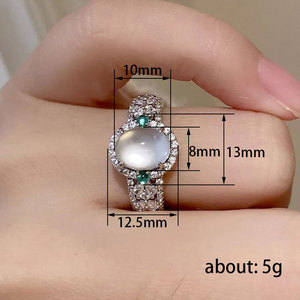 Anello con Design Superficiale Ovale Stile Vintage Francese per Donne - Product Image 4