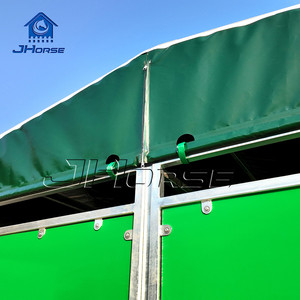 Box per Cavalli Portatile Leggero Impermeabile Facile da Montare in HDPE con Tetto per Esposizioni in Vendita - Product Image 5