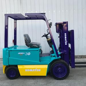 Montacargas Eléctrico Usado Komatsu de 3 Toneladas de Alta Eficiencia, 4 Ruedas, Portátil, con Tres Puertas, 1 Año de Garantía, Manual, Entrega Rápida - Product Image 4