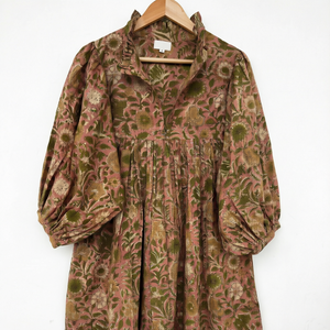 Vestido casual con estampado floral, manga abullonada, corte en A, minivestido con cuello con volantes, para uso diario en primavera - Product Image 1