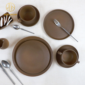 Vente chaude carré mat brun vaisselle en céramique 10/12 pouces Sushi Dessert <span class=keywords><strong>assiette</strong></span> de Service alimentaire pour hôtel Restaurant vaisselle - Product Image 5