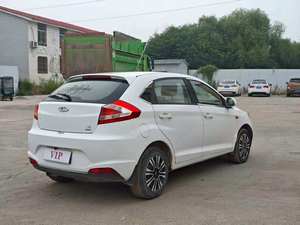 Voiture d'occasion Chery Fengyun2 Édition Confort Blanche <span class=keywords><strong>2016</strong></span> 2017 2018 à Prix de Gros – Exportation au Ghana - Product Image 3