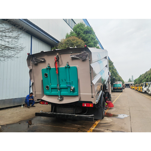 Camión barredor de alta presión Dongfeng para limpieza de calles y lavado de carreteras en venta - Product Image 4