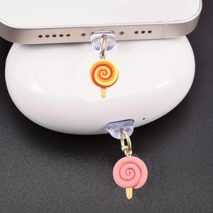 Bụi cắm Charm chống bụi phích cắm chống bụi phích cắm USB C Cổng <span class=keywords><strong>cap</strong></span> Protector điện thoại Mặt dây chuyền cho hầu hết các loại C điện thoại - Product Image 1