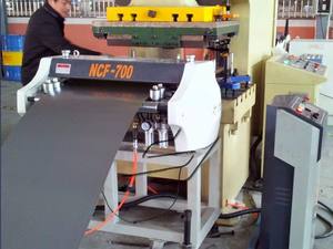 Alimentador Servo y Máquina Alimentadora de Rollo NC, Prensa de Enderezamiento para el Procesamiento de Láminas Metálicas, Alimentación de Bobinas - Product Image 4