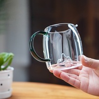 Tasse à thé en verre borosilicate de 275 ml avec poignée colorée, motif vue sur les montagnes, pour usage domestique simple, avec diviseur de thé intégré, tasse équitable