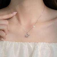 Collier tendance Planet pour femmes, bijoux de luxe légers haut de gamme avec chaîne en cuivre incrustée de zircon