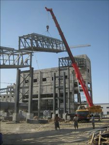 รถเครนไฮดรอลิก STC600T5 ขนาด 60 ตัน สำหรับงานยกหนักและโครงการก่อสร้าง - Product Image 2