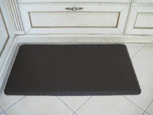 Tapis de bureau et de cuisine moderne anti-fatigue, rembourré, lavable, en PU, avec support antidérapant pour bureaux debout et postes de travail assis-debout - Product Image 5
