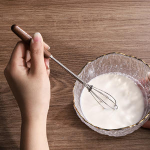Batteur à oeufs manuel en acier inoxydable avec manche en bois massif, mini batteur à main pour crème et beurre, gadgets de <span class=keywords><strong>cuisine</strong></span> - Product Image 4