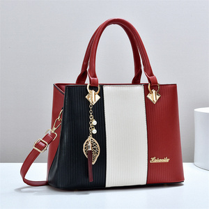 Nouveau Sac à Main Femme Tendance 2026 en <span class=keywords><strong>Cuir</strong></span> PU, Grand Sac Fourre-Tout Bandoulière Grande Capacité, Sac Personnalisé d'Usine pour Femmes - Product Image 4