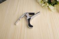 Vente en gros Capo de guitare Capo multicolore pour ukulélé basse violon guitare Prix d'usine Capo de haute qualité à vendre