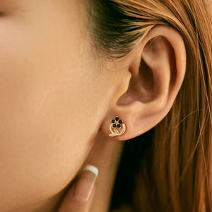 Boucles d'oreilles é<span class=keywords><strong>l</strong></span>égantes en forme de fleur en CZ noir plaqué or Boucles d'oreilles en argent sterling 925 avec motif de feuille Bijoux fins pour femmes - Product Image 4