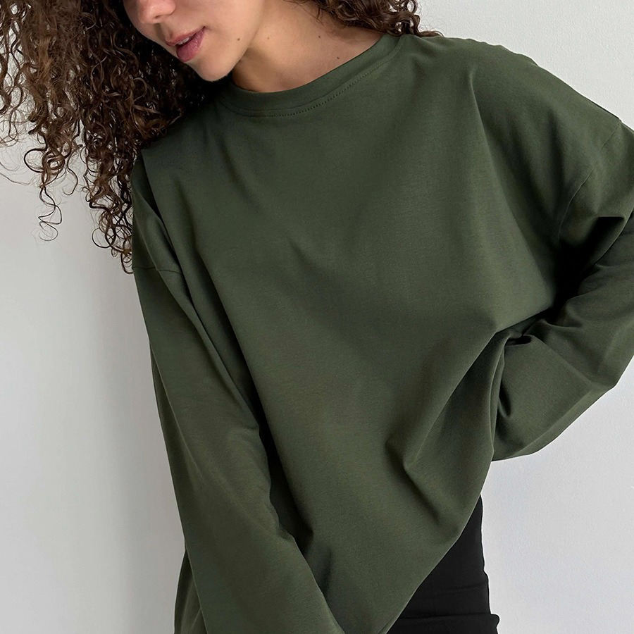 สีเขียวเข้ม