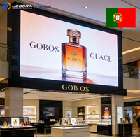 Mur vidéo OLED P1.25 HDR10 98% Adobe RGB, garantie 5 ans, luminosité 450 nits, gestion à distance des appareils, CMS pour la conception commerciale