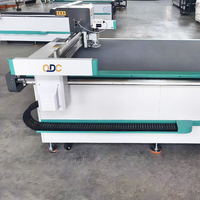 Cortadora de Muestras de Cartón Corrugado CNC de Cama Plana, Plotter Digital para Corte de Cartón Corrugado, PVC y Espuma