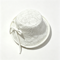 Chapeau Bob Blanc en Dentelle pour Femme avec Nœud, Broderie Florale Respirante, Protection Solaire, Casquette de Pêcheur pour l'Été, la Plage et les Voyages