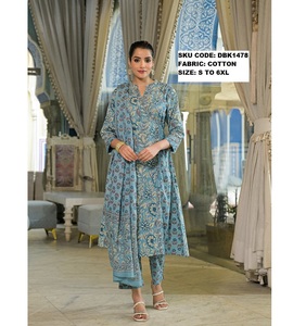 Robe traditionnelle élégante en coton pour femmes avec des motifs complexes, tissu doux, design pour tous les jours, fête, tenue de fête, Inde, toutes saisons - Product Image 4