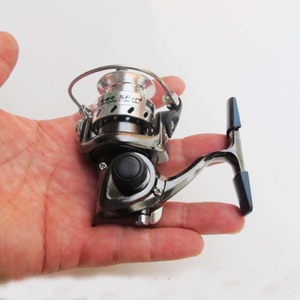 Mini Carrete de Pesca Giratorio de Metal de 40g para Mano Derecha, Carrete de Pesca en Roca Oceánica Z1D - Product Image 4