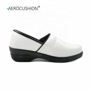 Сабо AEROCUSHION из искусственной кожи для медсестер, белые сабо для женщин - Product Image 4