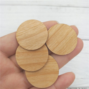 พวงกุญแจการ์ดไม้ NFC แม่เหล็กสลักด้วยเลเซอร์ RFID ขนาด85.5x54x1.5มม. พร้อมชิป13.56MHz - Product Image 3