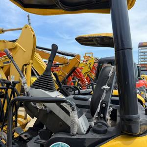 Mini pelleteuse sur chenilles Komatsu PC50MR d'occasion importée d'origine Moteur et pompe de haute qualité Capacité du godet de 5.5 tonnes 0,15 m³ - Product Image 3