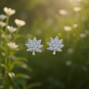 Boucles d'oreilles élégantes en forme de feuille d'érable, argent 925, sertissage pavé de cristaux, bijoux classiques pour femmes, à porter tous les jours - Product Image 2