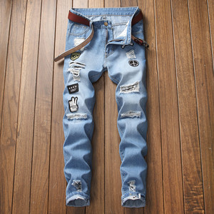 Atacado Cartoon Bordado Rasgado Jeans dos homens Hip Hop Elegante Skinny Juventude Personalidade Tendência Denim Calças para Homens - Product Image 5