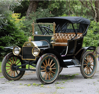 Voiturette de golf miniature de luxe vintage, modèle rétro électrique steampunk de type T pour bus et voiture de tourisme