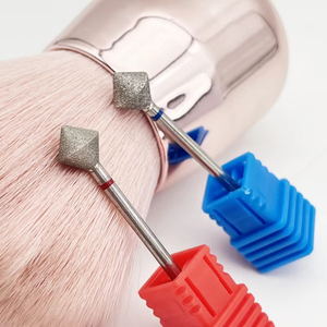 1 unidad nueva broca de diamante en forma de rombo para pulido de uñas, lima de uñas con vástago de 3/32, limpiador de cutículas - Product Image 1