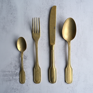 ชุดมีดดีไซน์เคลือบเงาสีทองล้วนแบบมินิมอลสำหรับร้านอาหารและโรงแรมหรูแบบแบนราคาถูกมาก - Product Image 1