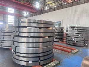 Высокоуглеродистая стальная полоса c75s <span class=keywords><strong>ck75</strong></span> sae 1075 ленточная пила стальные рулоны - Product Image 2