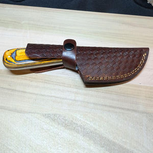 New Customized Handmade Damascus Steel Hunting Skinning Knife With Wooden Handle for Sale in Bulk Quantity - Product Image 6
