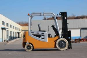 Chariot élévateur électrique de 3 tonnes, corps compact, direction facile, capable de manœuvrer librement dans les passages étroits, chariot élévateur électrique - Product Image 6