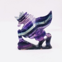 Vente en gros de haute qualité cristal naturel artisanat licorne sculpture colorée Fluorite cheval volant pour la décoration