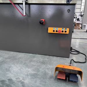 Hiệu quả cao Xoắn trục 2 + 1 trục tấm Bender E21 hệ thống 80T 3200mm tấm kim loại Máy uốn - Product Image 2