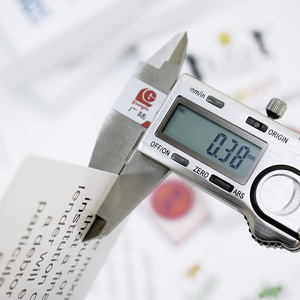 Service d'impression personnalisé OEM, kit de cartes flash financières amusantes en papier de haute qualité avec boîte rigide en deux parties pour cadeaux promotionnels - Product Image 4