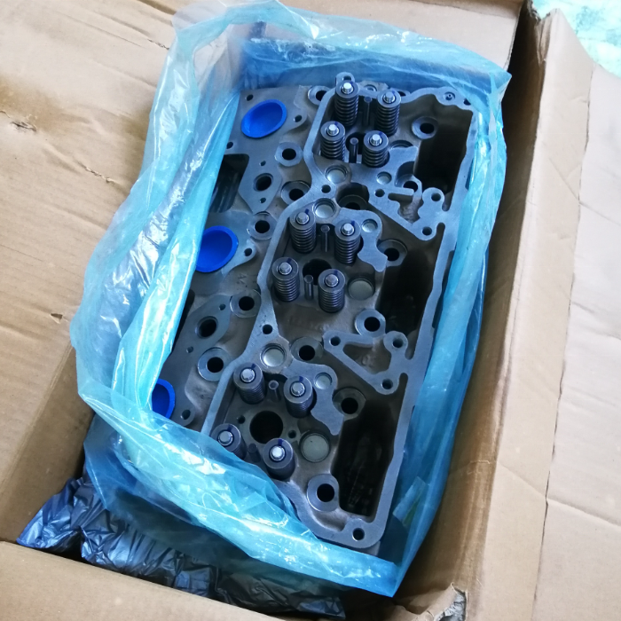 ティ-ズ樣専用53個2 High Quality Diesel Engine Part G28 V28 Cylinder Head 3052177