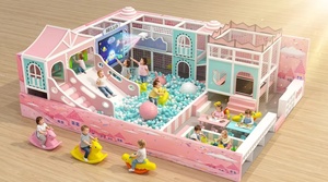 Équipement de jeu intérieur personnalisé, thème Soleil et Bébé, avec maisonnette, toboggan blanc, projection HELLO, fosse à balles et plateforme pour tout-petits, pour Centres de Divertissement Familial (FEC) - Product Image 2
