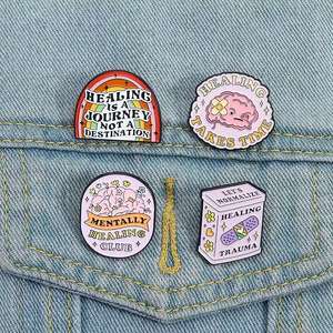 Broche Médico con Forma de Cerebro, Frase Inspiradora, Concientización sobre la Salud Mental, Recuperación, Pin Rosa - Product Image 1