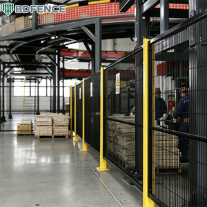 Clôture de protection modulaire en maille métallique pour zone robotisée, spécification unifiée pour l'enclosement de l'ensemble de l'atelier robotisé - Product Image 4