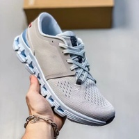 Chaussures de course classiques professionnelles pour hommes, femmes et couples, respirantes, en maille, à semelle souple, pour l'extérieur, amortissantes, flexibles, chaussures de printemps