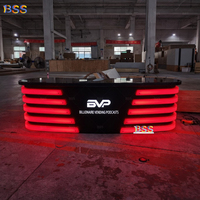 Bureau de réception publique Corian noir changement de couleur Led Logo bureau de diffusion Radio moderne TV salle de nouvelles réceptionniste Table de réception