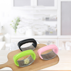Thoải mái grip thép không gỉ tỏi Báo Chí tỏi Mincer với Silicone Peeler và scraper cong thiết kế tỏi Máy Nghiền - Product Image 2
