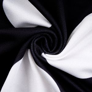 Bán Buôn Thiệu Hưng Nhà Máy Mềm Đan In Dệt May <span class=keywords><strong>Polyester</strong></span> <span class=keywords><strong>Elastane</strong></span> Spandex Màu Đen Ity Vải Cho Ăn Mặc/Áo/Quần Áo Ngủ - Product Image 2