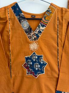 Ensemble Salwar Kameez en coton pour femmes, style moderne, jaune, brodé, patchwork, traditionnel indien pakistanais, tenue décontractée, longueur cheville - Product Image 2
